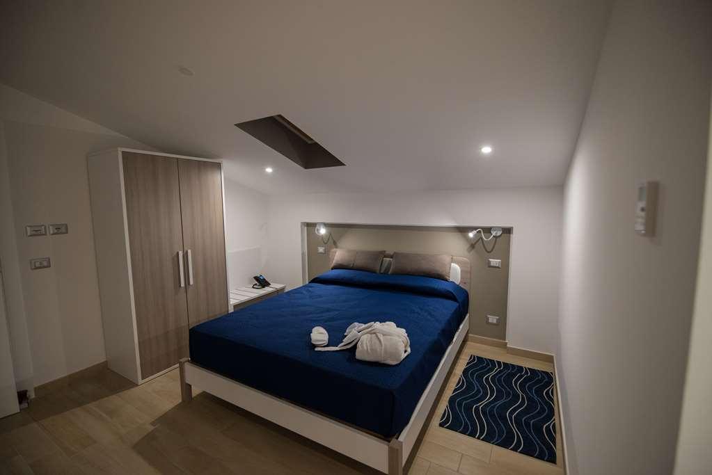 Karma Resort Venetico Bilik gambar